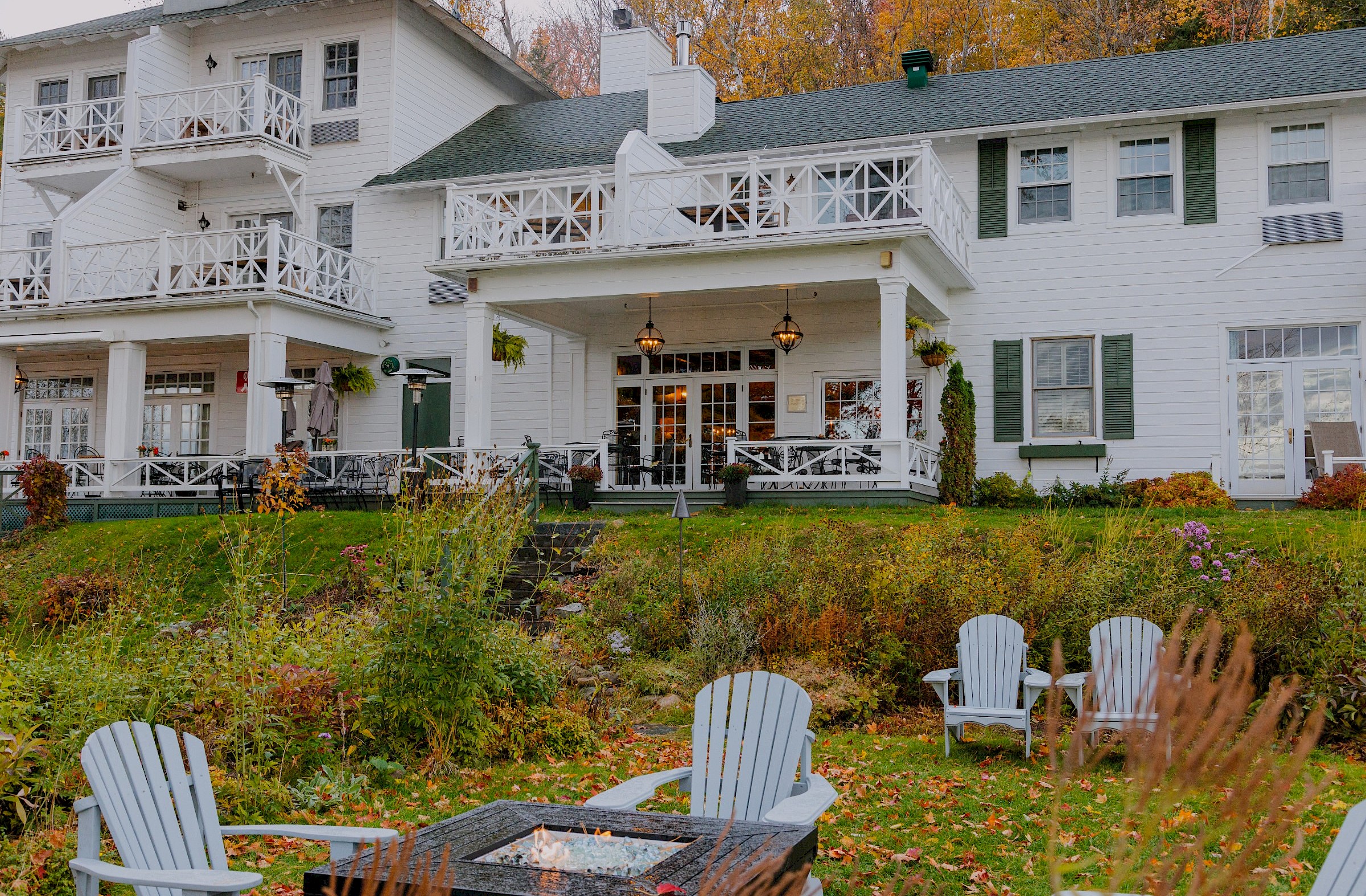 The bistro terrace in the fall